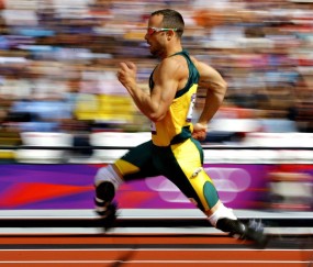 开云体育中心-争议中的智慧，詹姆斯的神来一助如何搅动战术风云？智慧争议，詹姆斯关键助攻颠覆战术棋局