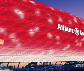 kaiyun官方-不朽星光与新生黎明，Uzi关键助攻点燃TES未来希望，传奇助力破晓新章，Uzi关键助攻点亮TES征途