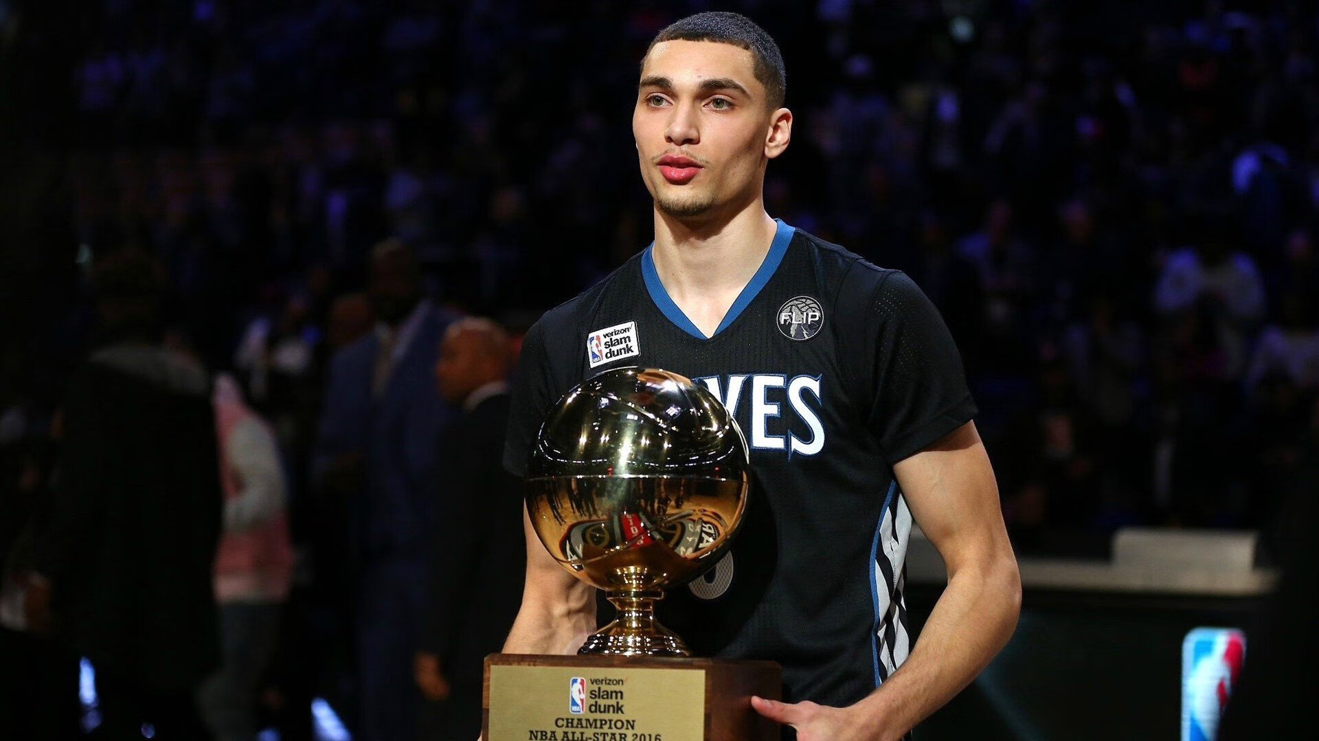 杜兰特新政掀翻联盟棋局!湖人特权崩塌引爆争议巨浪,杜兰特新政撼动联盟格局,湖人特权崩塌引争议